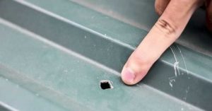 nguyên nhân mái tôn bị dột