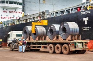 vận chuyển thép cuộn an toàn